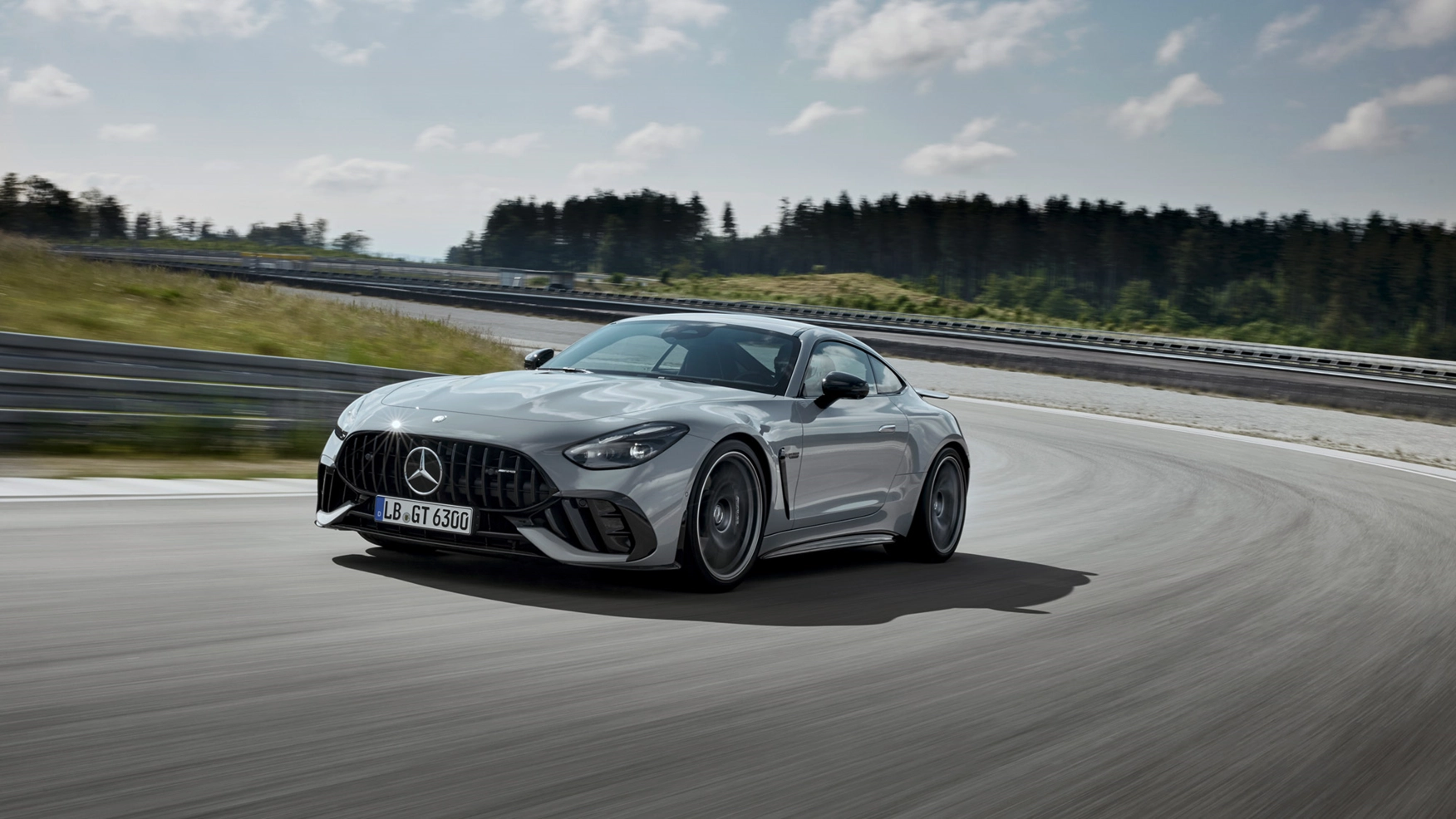مرسدس AMG GT 63 Pro قدرتمندتر و پیستمحورتر میشود
