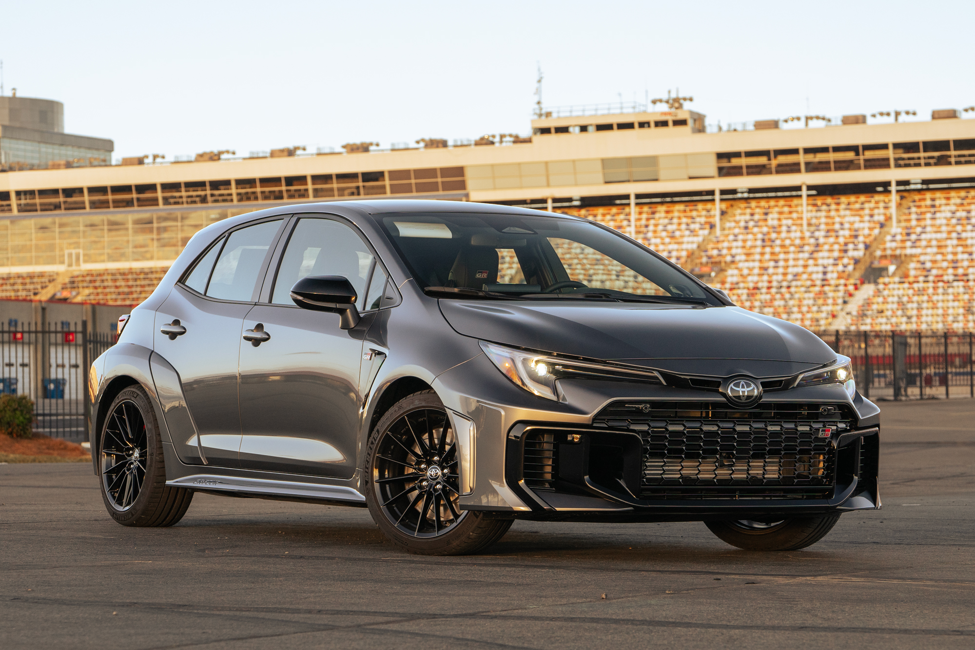 بررسی کامل Toyota GR Corolla 2025